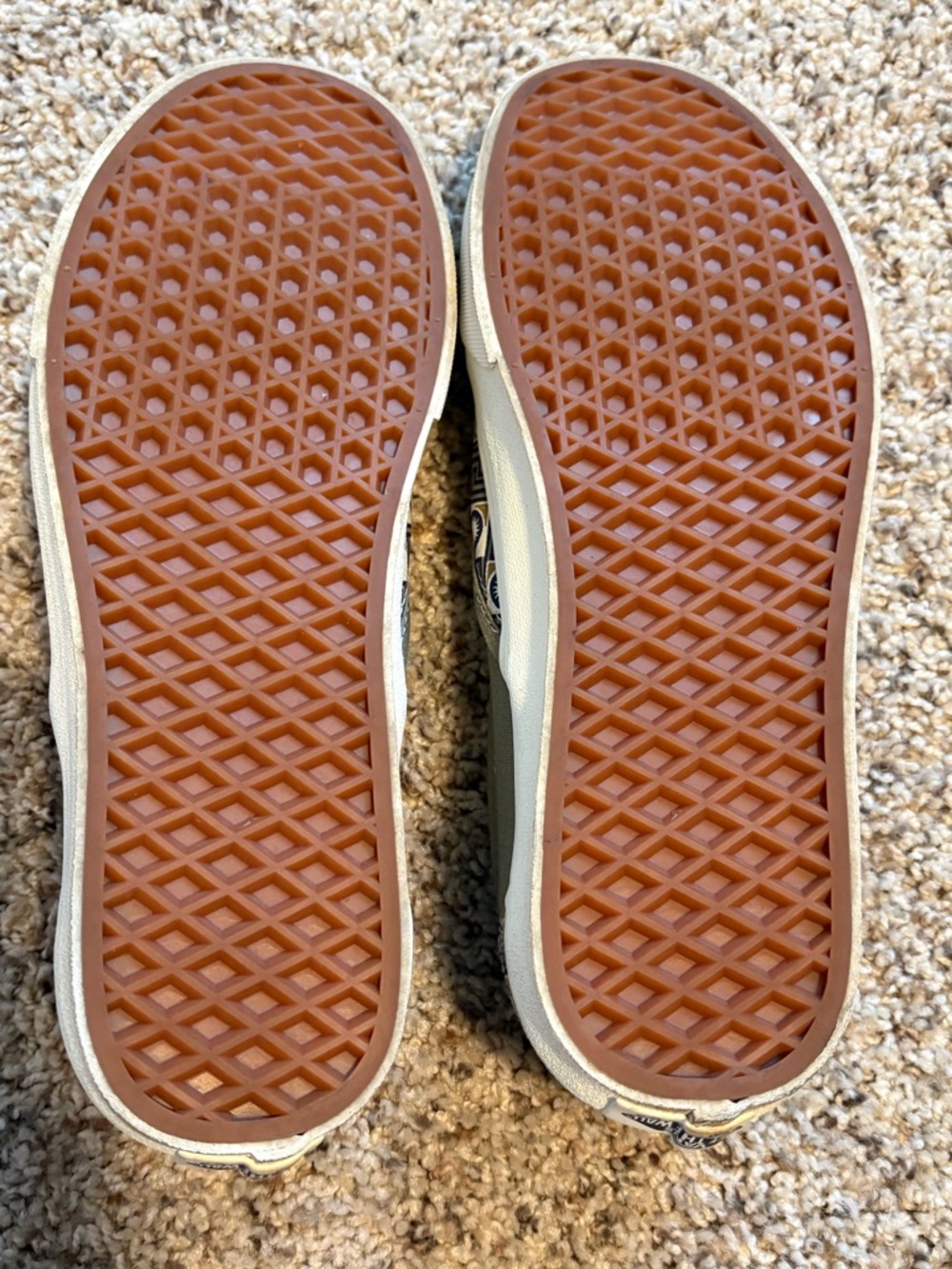 NWOT Vans Classic Slip-On with Geometric Olive Print - Picture 5 of 5